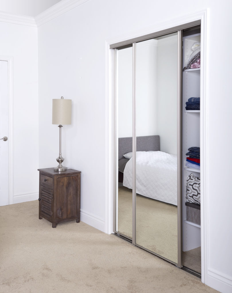 A picture of a sliding mirror door.