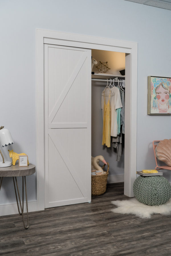 Trident Pure White Lifestyle Open